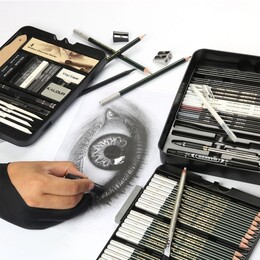 Kalour Karakalem Eskiz Çizim Seti 70 Parça Metal Kutu - 4